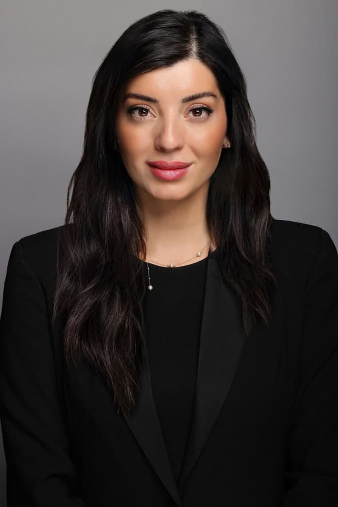 Sarine Boumerhi, Courtier hypothécaire